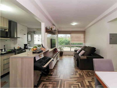 Apartamento com 3 quartos à venda no bairro Cavalhada, 71m²
