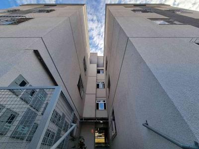 Apartamento com 3 quartos à venda no bairro Jardim Riacho das Pedras, 65m²
