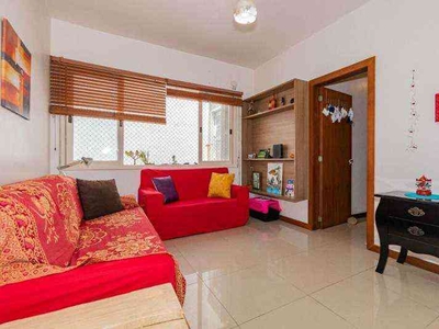 Apartamento com 3 quartos à venda no bairro Petrópolis, 79m²