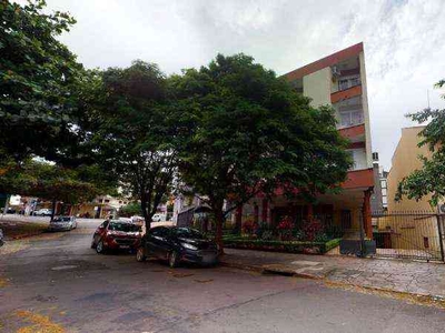 Apartamento com 3 quartos à venda no bairro Petrópolis, 80m²