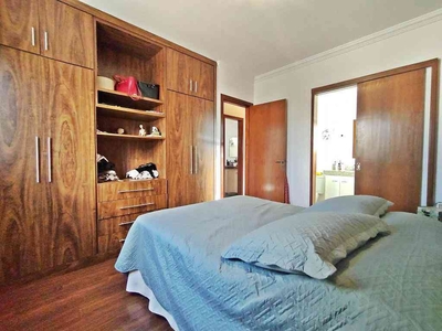 Apartamento com 3 quartos à venda no bairro Prado, 90m²