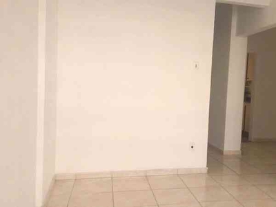 Apartamento com 3 quartos para alugar no bairro Barro Preto, 95m²