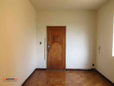 Apartamento com 3 quartos para alugar no bairro Nova Suíssa, 80m²