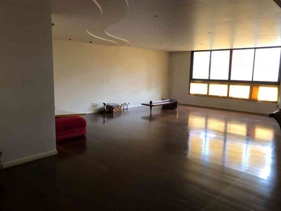 Apartamento com 4 quartos à venda no bairro Funcionários, 300m²