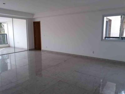 Apartamento com 4 quartos à venda no bairro Liberdade, 230m²