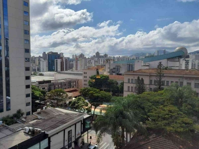 Apartamento com 4 quartos à venda no bairro São Pedro, 195m²