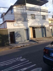 Casa à venda no bairro Boa Vista, 400m²