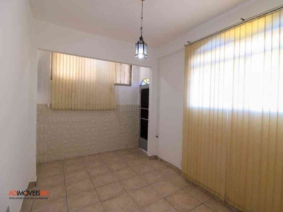 Casa com 1 quarto para alugar no bairro Caiçaras, 44m²