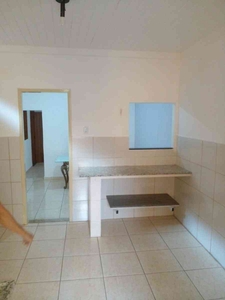 Casa com 1 quarto para alugar no bairro Santa Cruz, 50m²