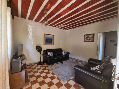 Casa com 2 quartos à venda no bairro Alto Caiçaras, 360m²