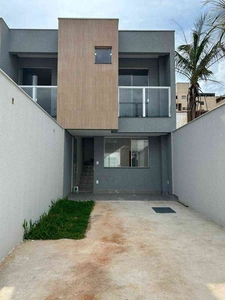 Casa com 2 quartos à venda no bairro Alvorada, 80m²