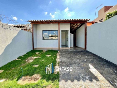 Casa com 3 quartos à venda no bairro Alvorada Industrial, 180m²