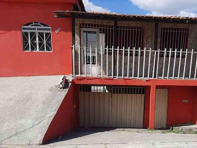 Casa com 2 quartos à venda no bairro Amazonas, 360m²