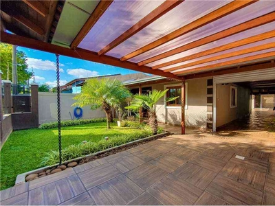 Casa com 2 quartos à venda no bairro Campestre, 120m²