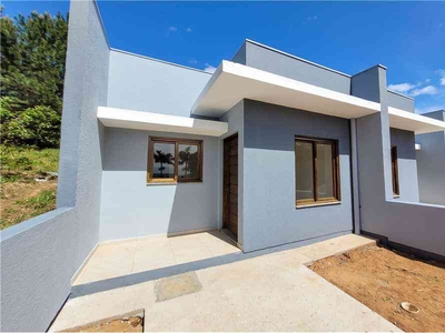 Casa com 2 quartos à venda no bairro Campestre, 52m²