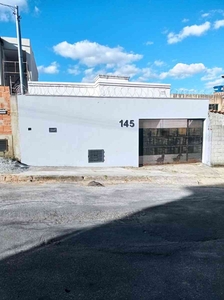 Casa com 2 quartos à venda no bairro Colonial, 133m²