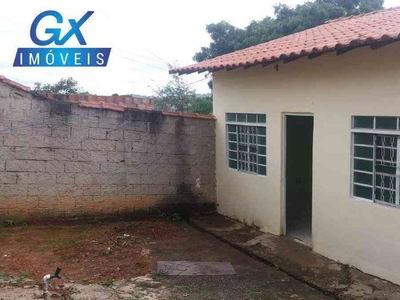 Casa com 2 quartos à venda no bairro Floresta Encantada, 156m²