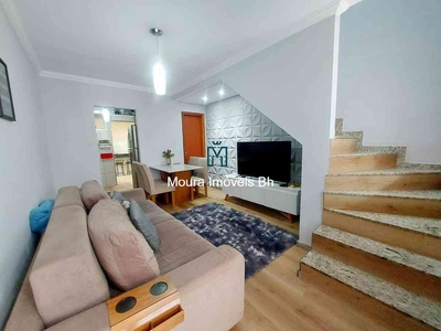 Casa com 2 quartos à venda no bairro Jacqueline, 95m²