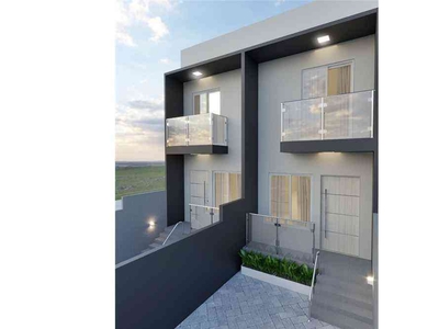 Casa com 2 quartos à venda no bairro Jardim Algarve, 76m²