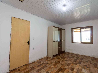 Casa com 2 quartos à venda no bairro Jardim do Bosque, 150m²