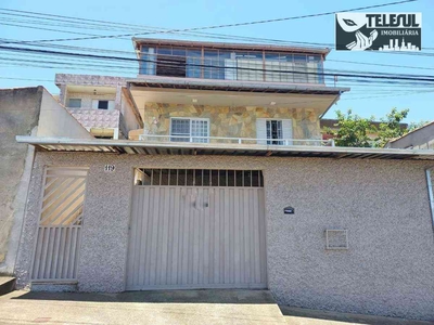 Casa com 2 quartos à venda no bairro Jardim Mont Serrat, 250m²