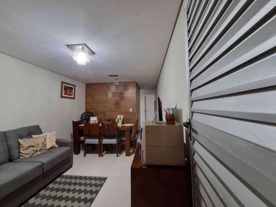 Casa com 2 quartos à venda no bairro Jardim Riacho das Pedras, 75m²
