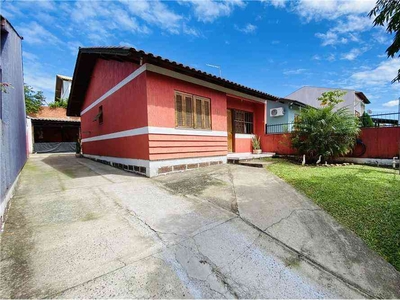 Casa com 2 quartos à venda no bairro Morada do Vale II, 82m²