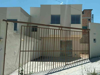 Casa com 2 quartos à venda no bairro Palmeiras, 54m²
