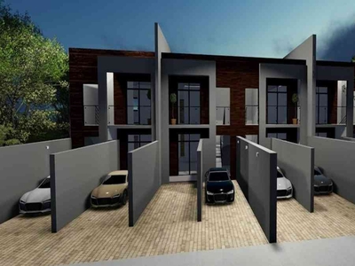 Casa com 2 quartos à venda no bairro Parque Xangri-lá, 127m²