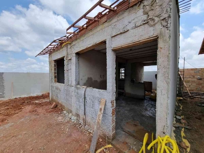 Casa com 2 quartos à venda no bairro Resplendor, 120m²