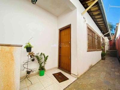 Casa com 2 quartos à venda no bairro Santa Amélia, 80m²