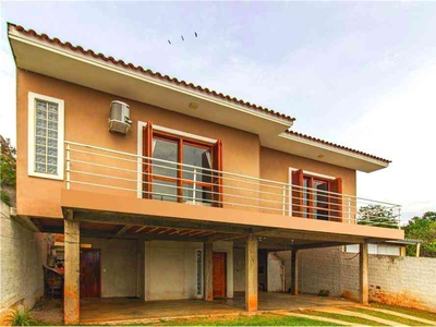 Casa com 2 quartos à venda no bairro São José, 70m²