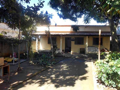 Casa com 2 quartos à venda no bairro Tijuco, 360m²