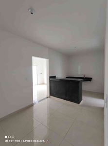 Casa com 2 quartos à venda no bairro Vila Cristina, 128m²