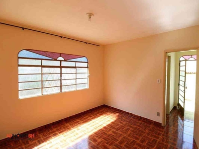 Casa com 2 quartos para alugar no bairro Caiçaras, 1m²