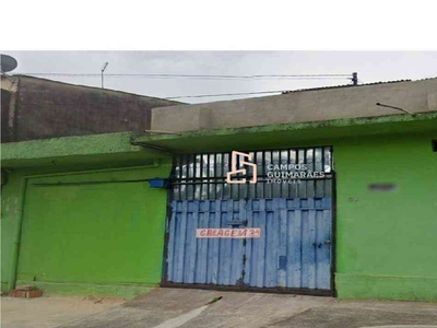 Casa com 2 quartos para alugar no bairro Industrial, 75m²