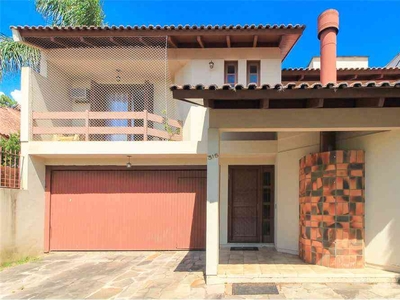 Casa com 3 quartos à venda no bairro Aberta dos Morros, 247m²