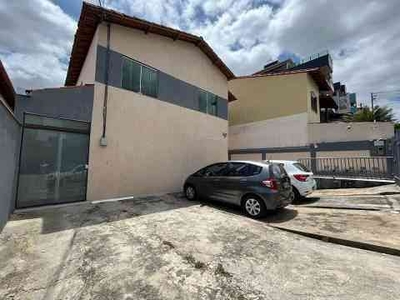 Casa com 3 quartos à venda no bairro Camargos, 92m²