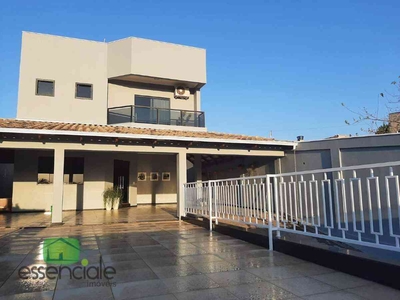 Casa com 3 quartos à venda no bairro Granja Ouro Branco, 300m²