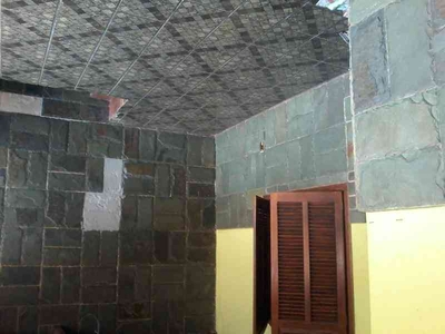 Casa com 3 quartos à venda no bairro Guarani, 360m²