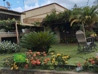 Casa com 3 quartos à venda no bairro Icaivera, 99m²