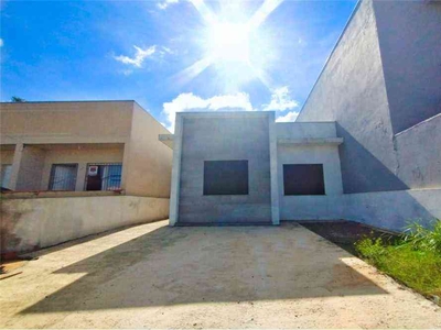 Casa com 3 quartos à venda no bairro Jardim Algarve, 70m²