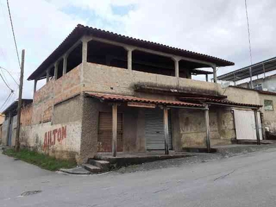 Casa com 3 quartos à venda no bairro Maria Helena (justinópolis), 220m²