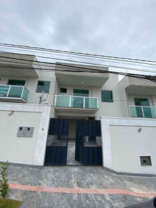 Casa com 3 quartos à venda no bairro Niterói, 100m²