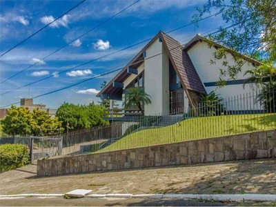 Casa com 3 quartos à venda no bairro Operário, 403m²