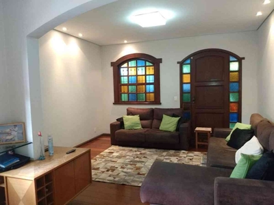 Casa com 3 quartos à venda no bairro Padre Eustáquio, 432m²