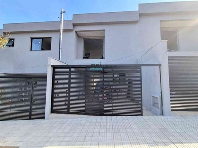 Casa com 3 quartos à venda no bairro Planalto, 110m²