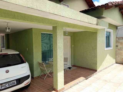 Casa com 3 quartos à venda no bairro Riacho das Pedras, 360m²