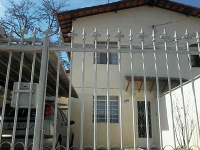 Casa com 3 quartos à venda no bairro São Gabriel, 120m²