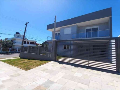 Casa com 3 quartos à venda no bairro São José, 162m²